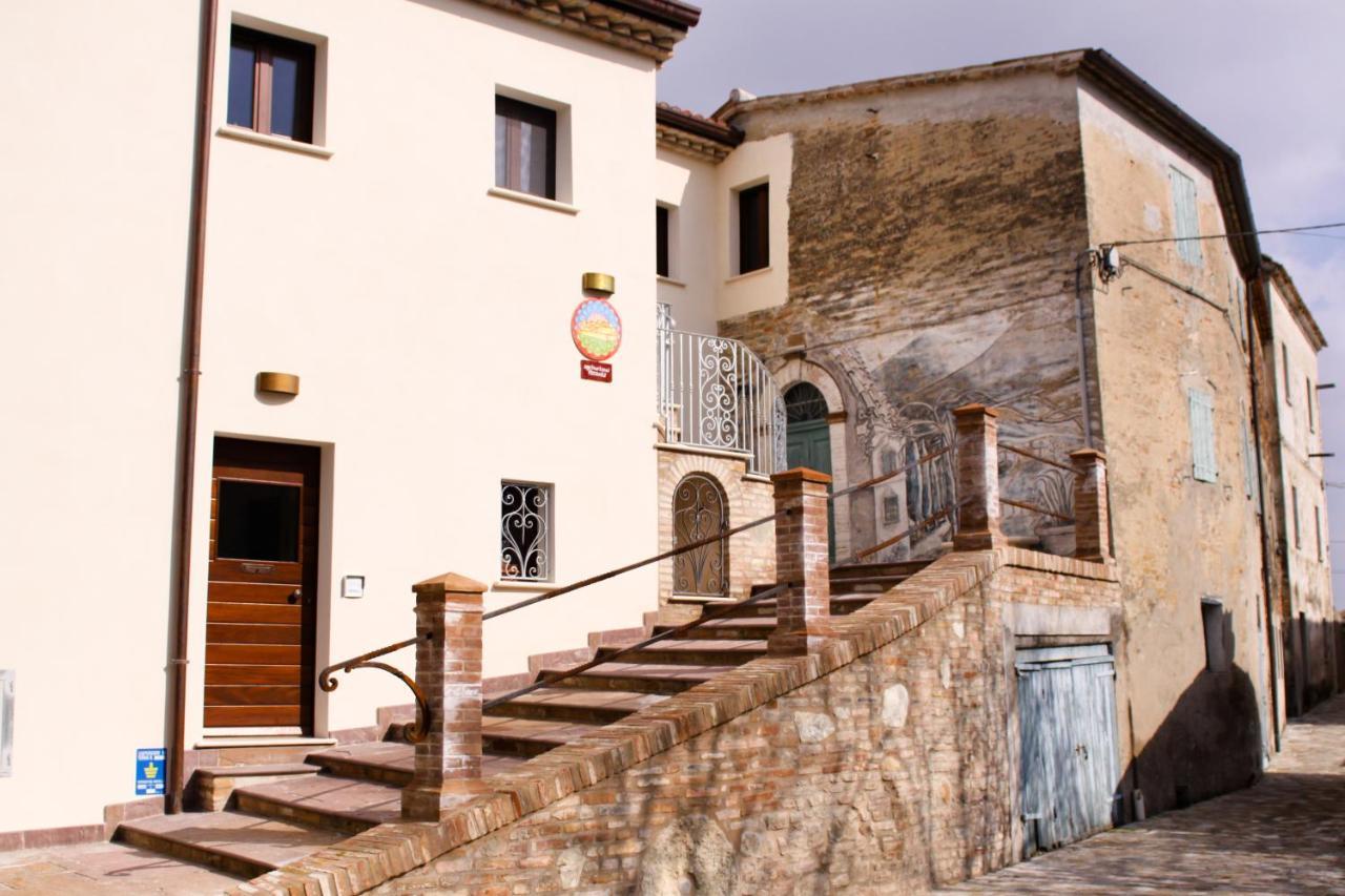 Agriturismo Pozzuolo Serrungarina Exterior foto